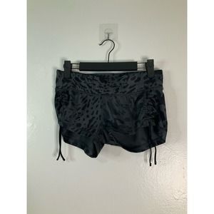 Lululemon Size 6 Drawstring Shorts